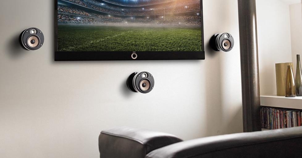 Home Theater Systems Guide Home Theater Systems GuideFocal Dôme Flax Pack 5.1 mounted with a TV